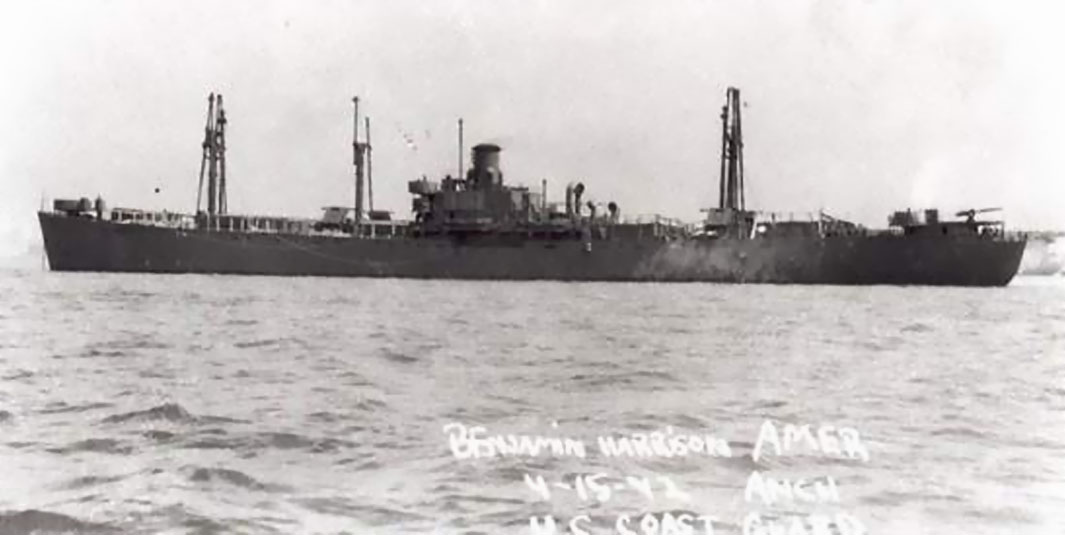 U 172. Гигантское американское транспортное судно Liberty Passio.
