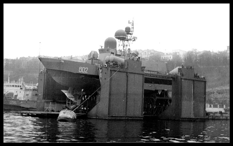 Портовый ледокол «обь» (проект «aker arc 124»). Фрегат проекта 124, lcs freedom. Фрегат 22350 чертежи. Иоганн махмасталь судно. Домов на 124 кв м.