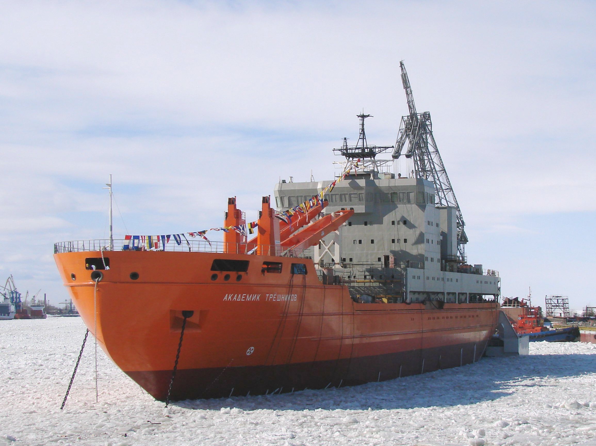 Rus shipping. Ледокол академик Трешников. Арктика Трешников. Алексей Трешников Арктика. Академик Трёшников судно 2014 год Экспедиция.