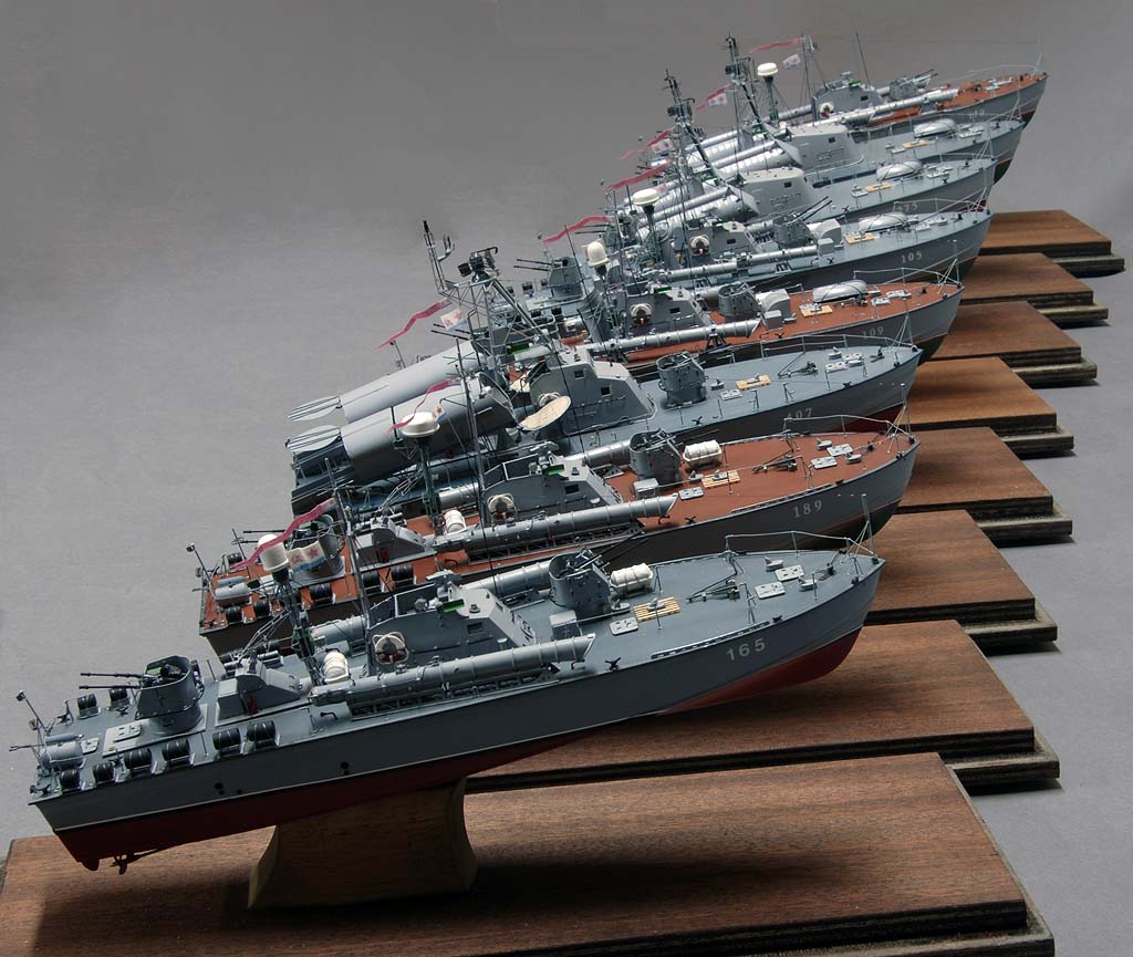 Модели военных кораблей